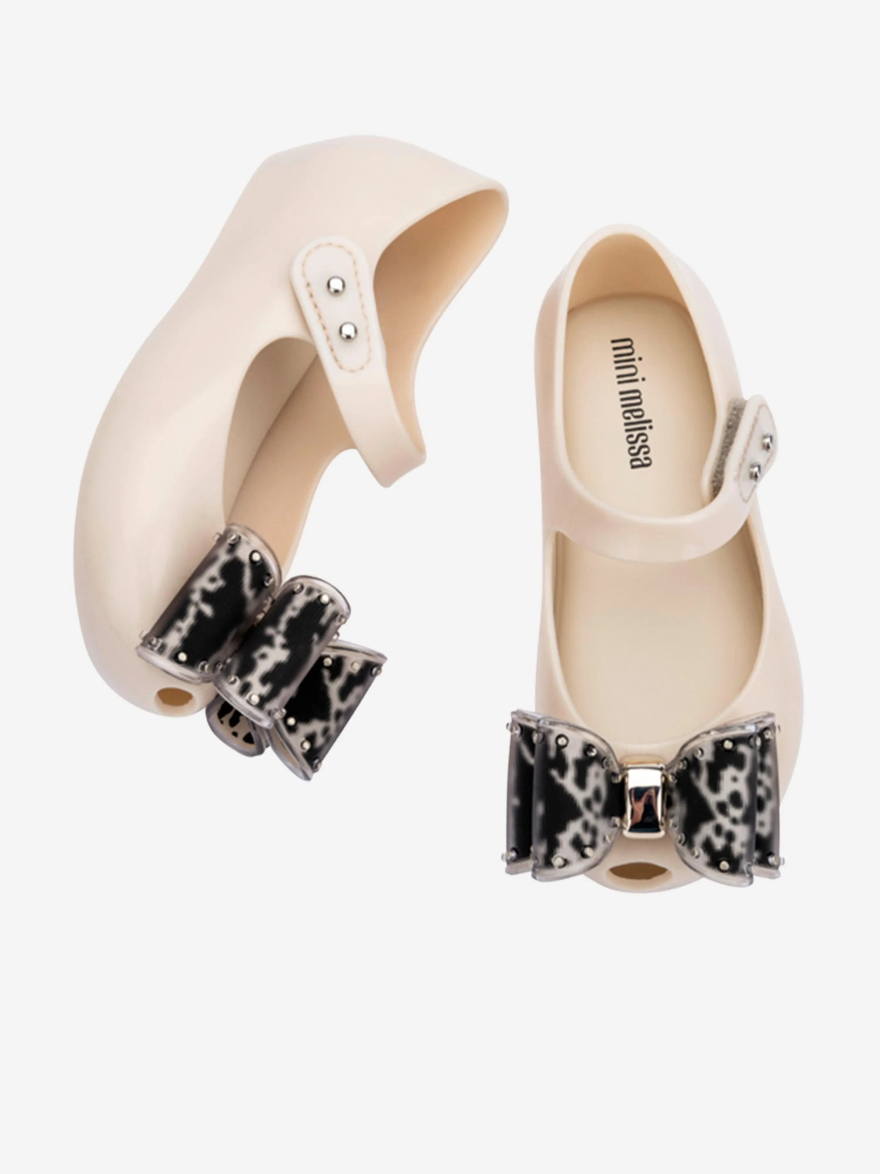 Girls Ultragirl Classic Bow Ballerinas in Ivory