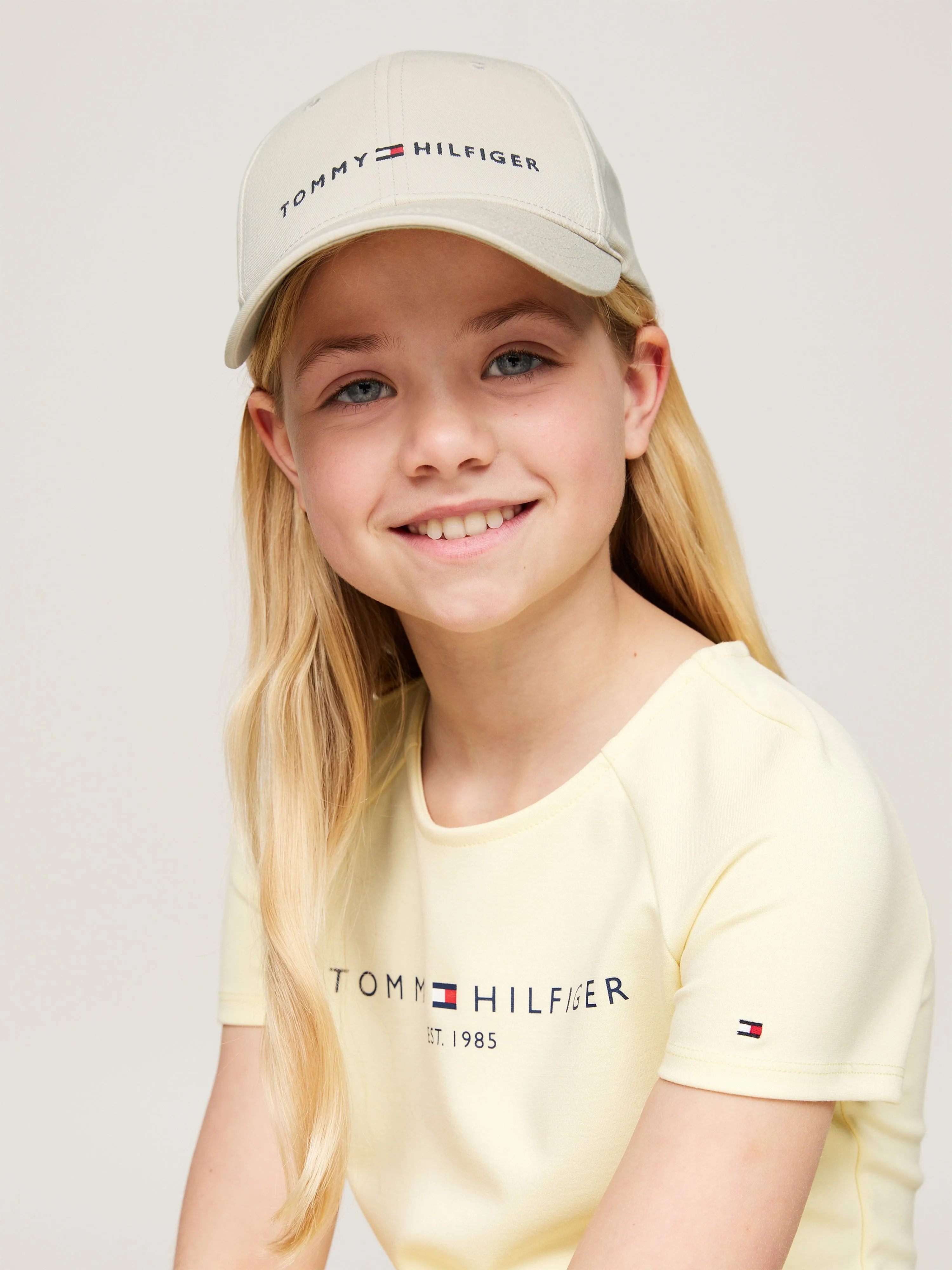 Tommy Hilfiger Kids The Essential Cap in Beige
